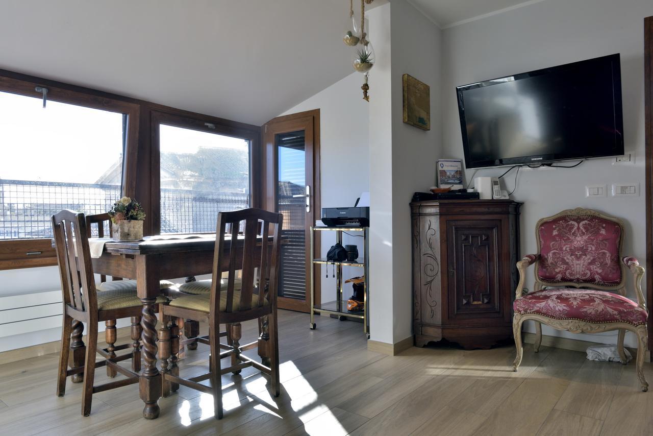Irex Via Del Corso Private Attico With Jacuzzi Appartement Rome Buitenkant foto
